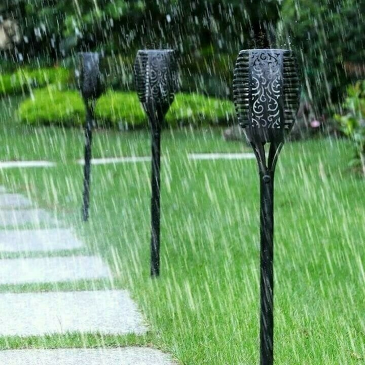 Flarevia™ | Solar-Gartenfackel mit Flammeneffekt