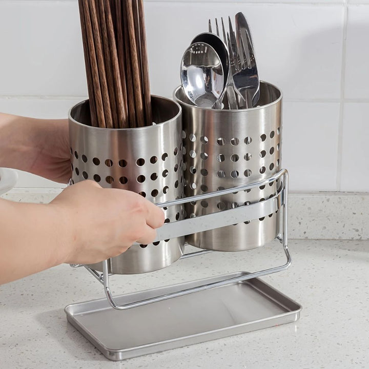 Perforierter Utensilienbehälter aus Edelstahl