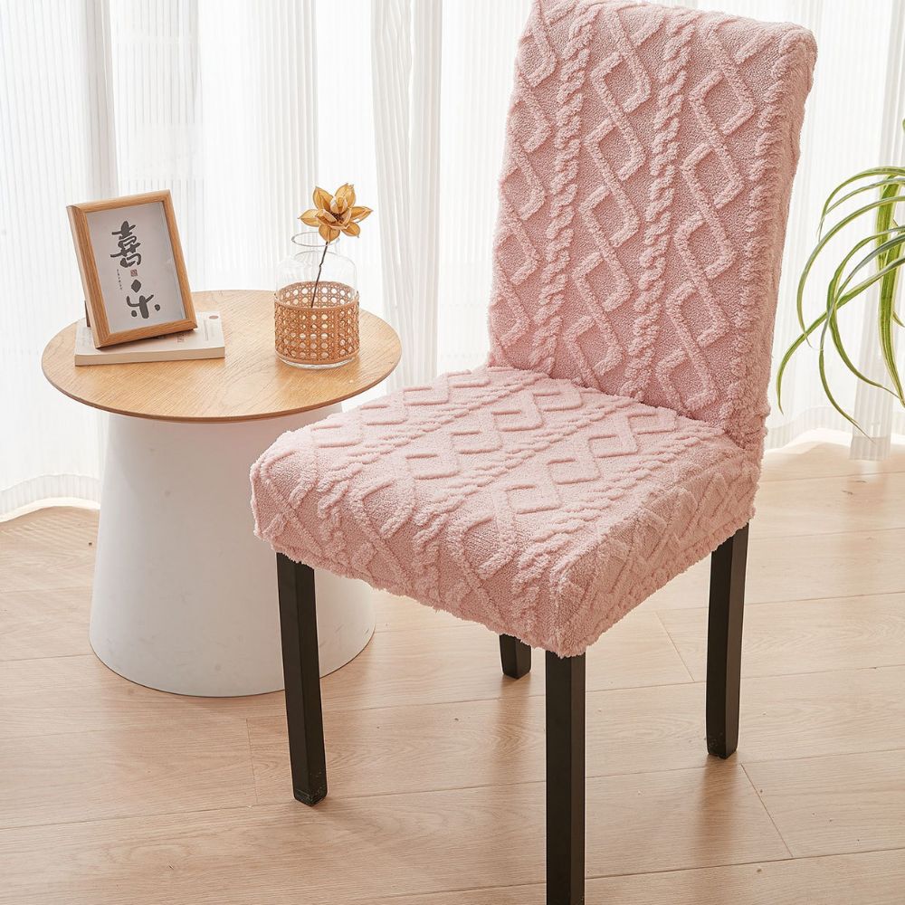 Stuhlbezug mit strukturierter Jacquard-Optik
