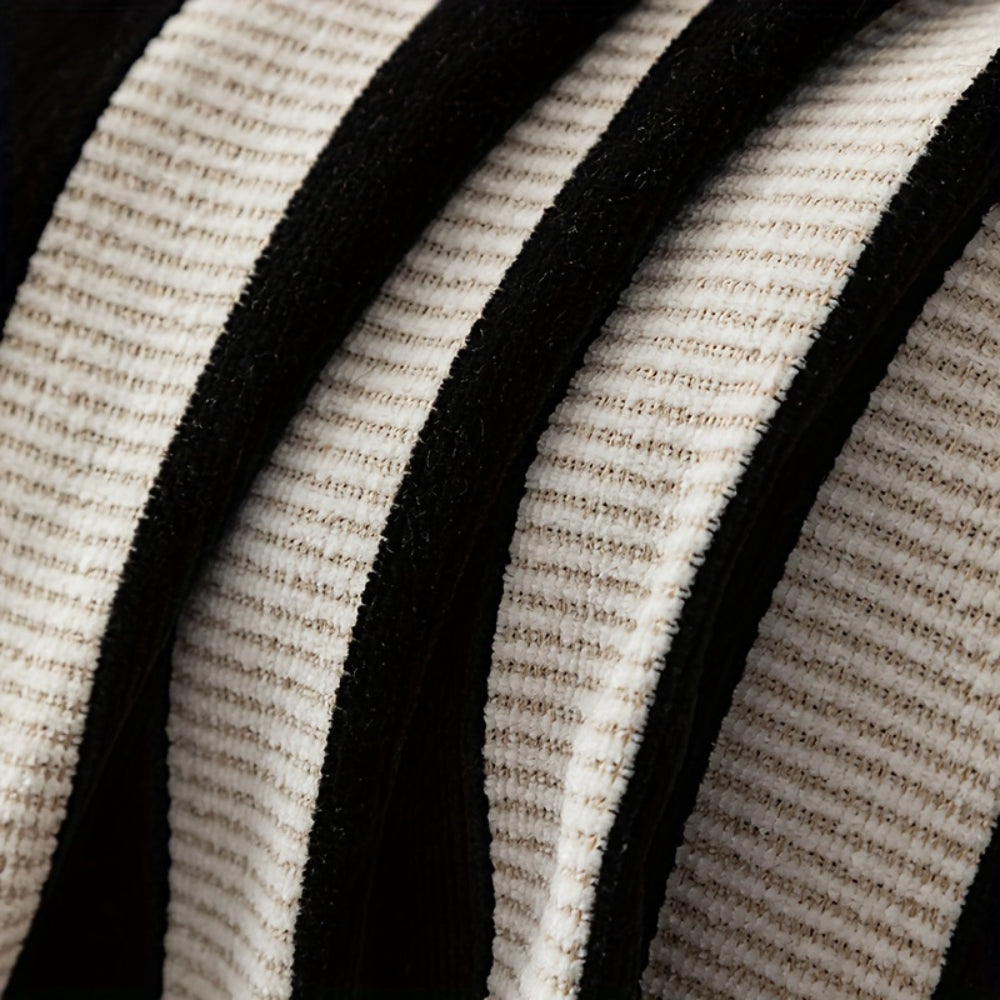 Schwarz-weiß gestreifter Chenille-Sofaüberwurf