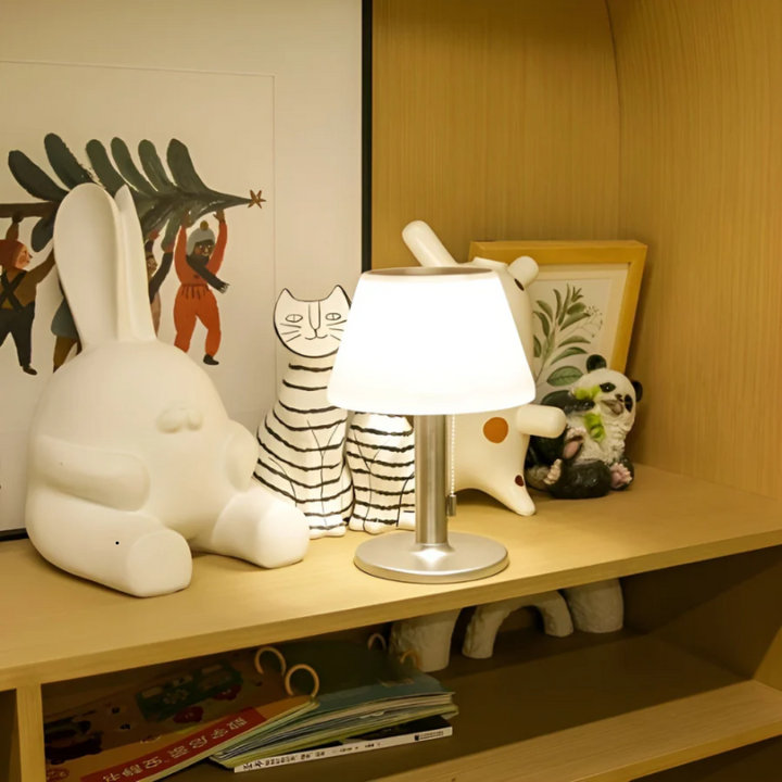 Veloria™ | Dimmbare LED-Design Tischlampe