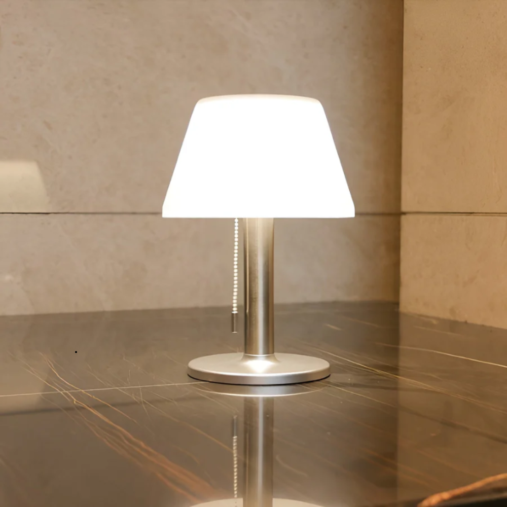 Veloria™ | Dimmbare LED-Design Tischlampe Silber