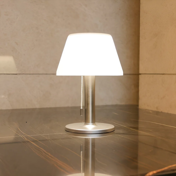Veloria™ | Dimmbare LED-Design Tischlampe Silber