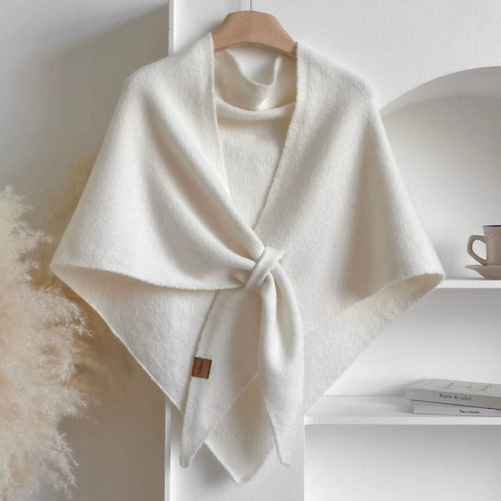 Dreieckiger Strickponcho