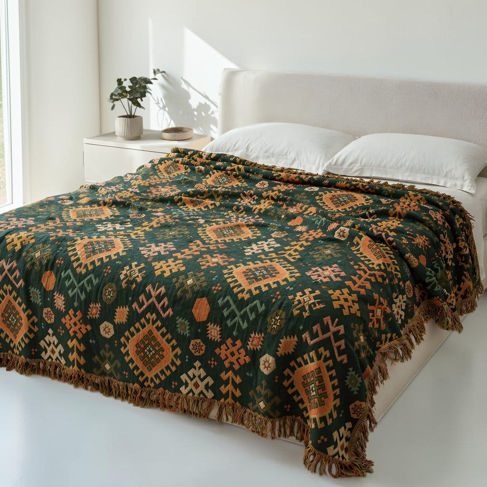 Ethno-Baumwolldecke mit geometrischem Muster und Fransen