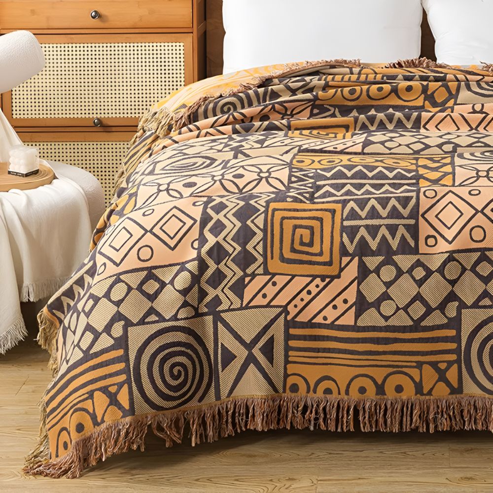 Wende-Tagesdecke aus Baumwolle im Ethno-Patchwork mit Fransen