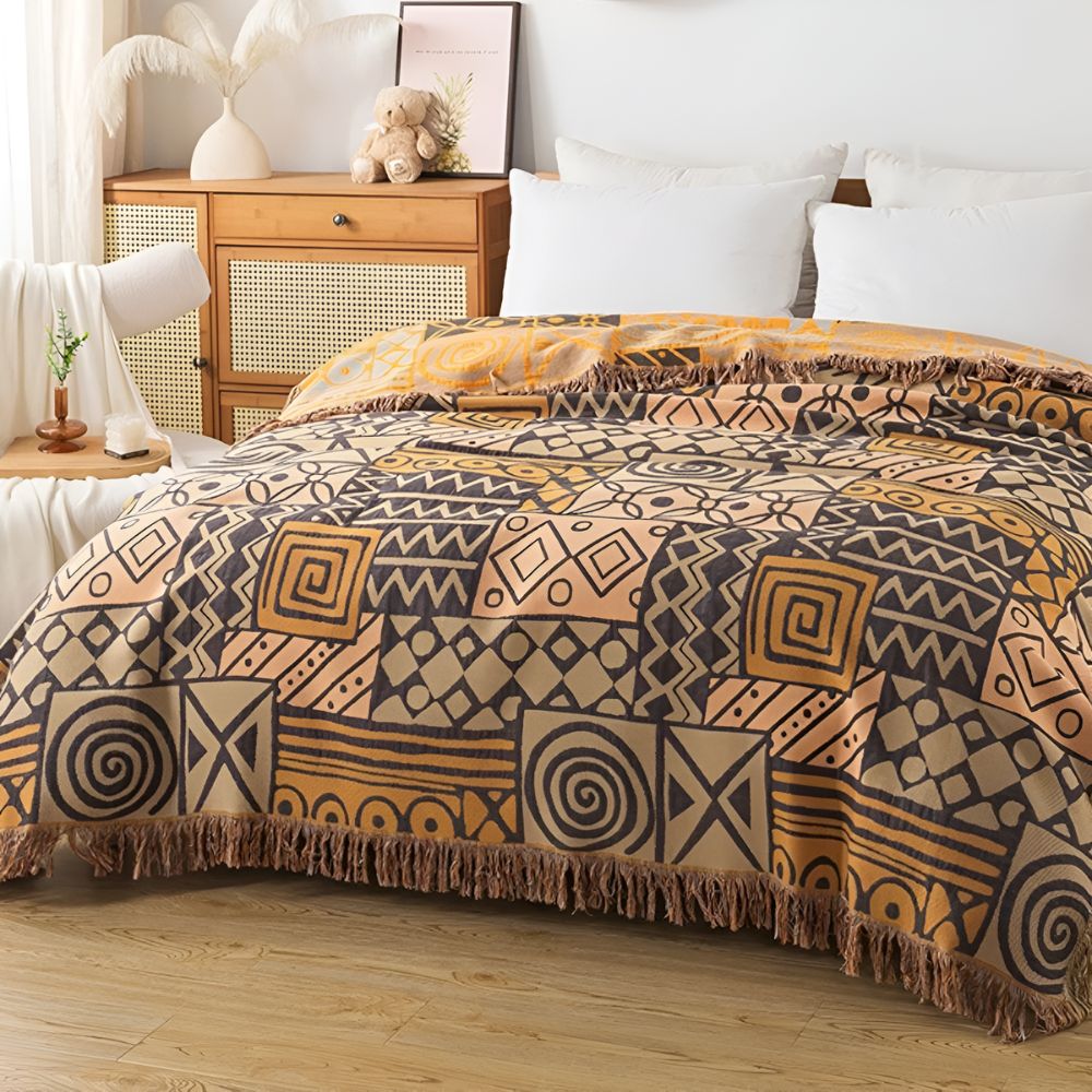 Wende-Tagesdecke aus Baumwolle im Ethno-Patchwork mit Fransen
