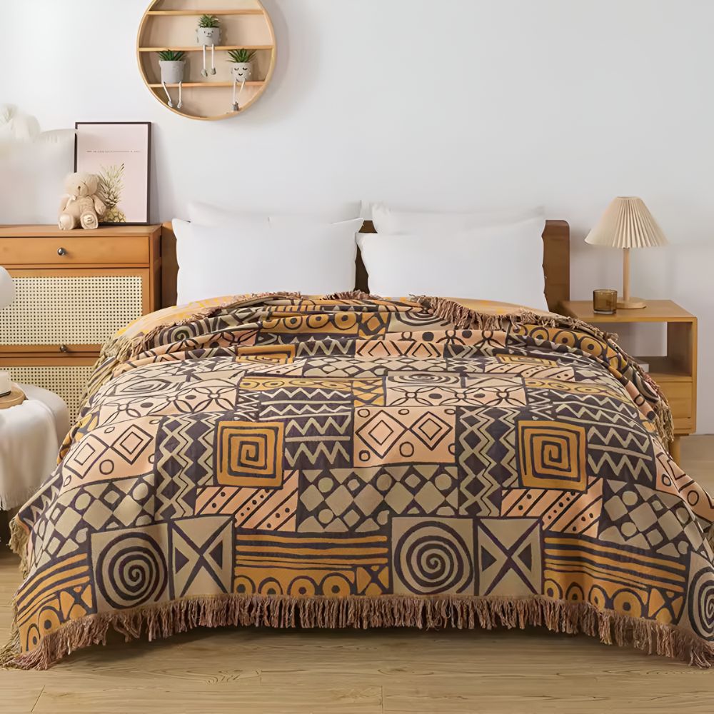 Wende-Tagesdecke aus Baumwolle im Ethno-Patchwork mit Fransen