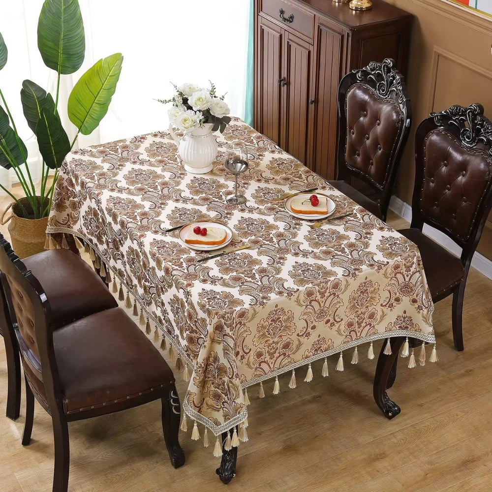 Jacquard-Tischdecke mit Quasten
