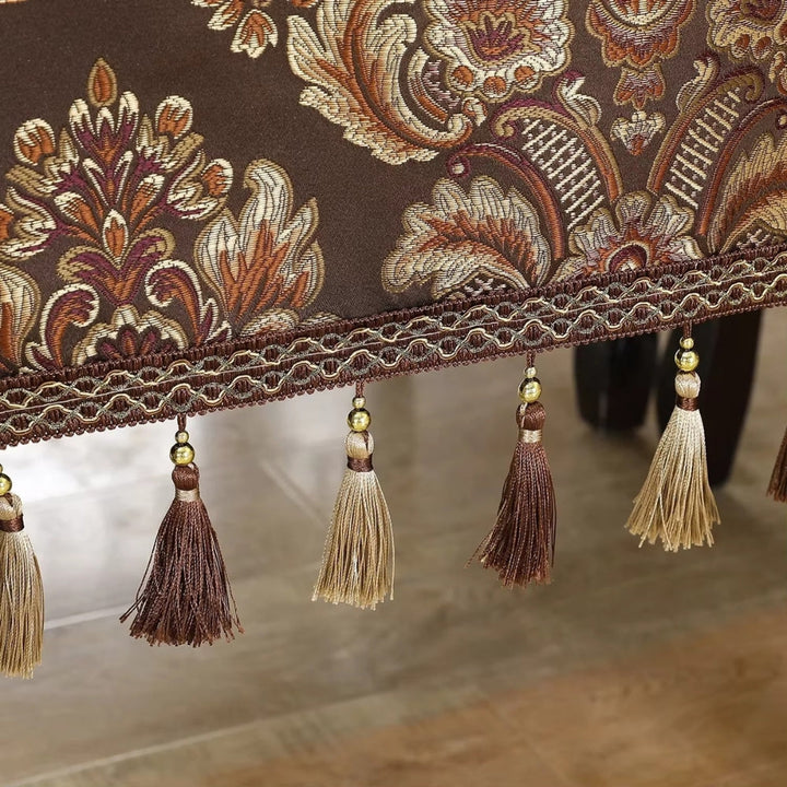 Jacquard-Tischdecke mit Quasten