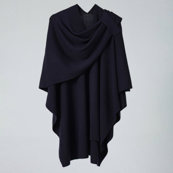 Leichter Poncho mit fließendem Fall