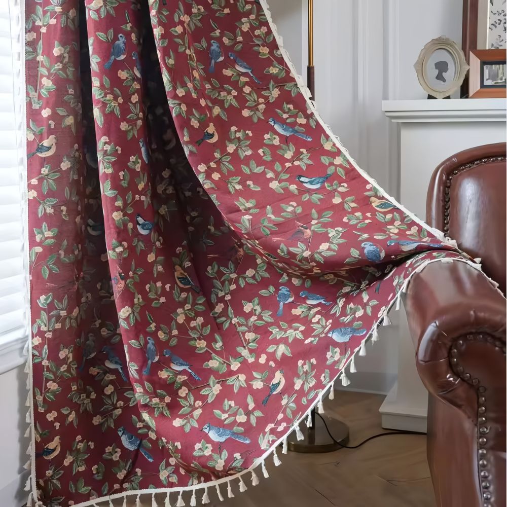 Halbverdunkelnder Vorhang mit floralem Jacquard und Fransen