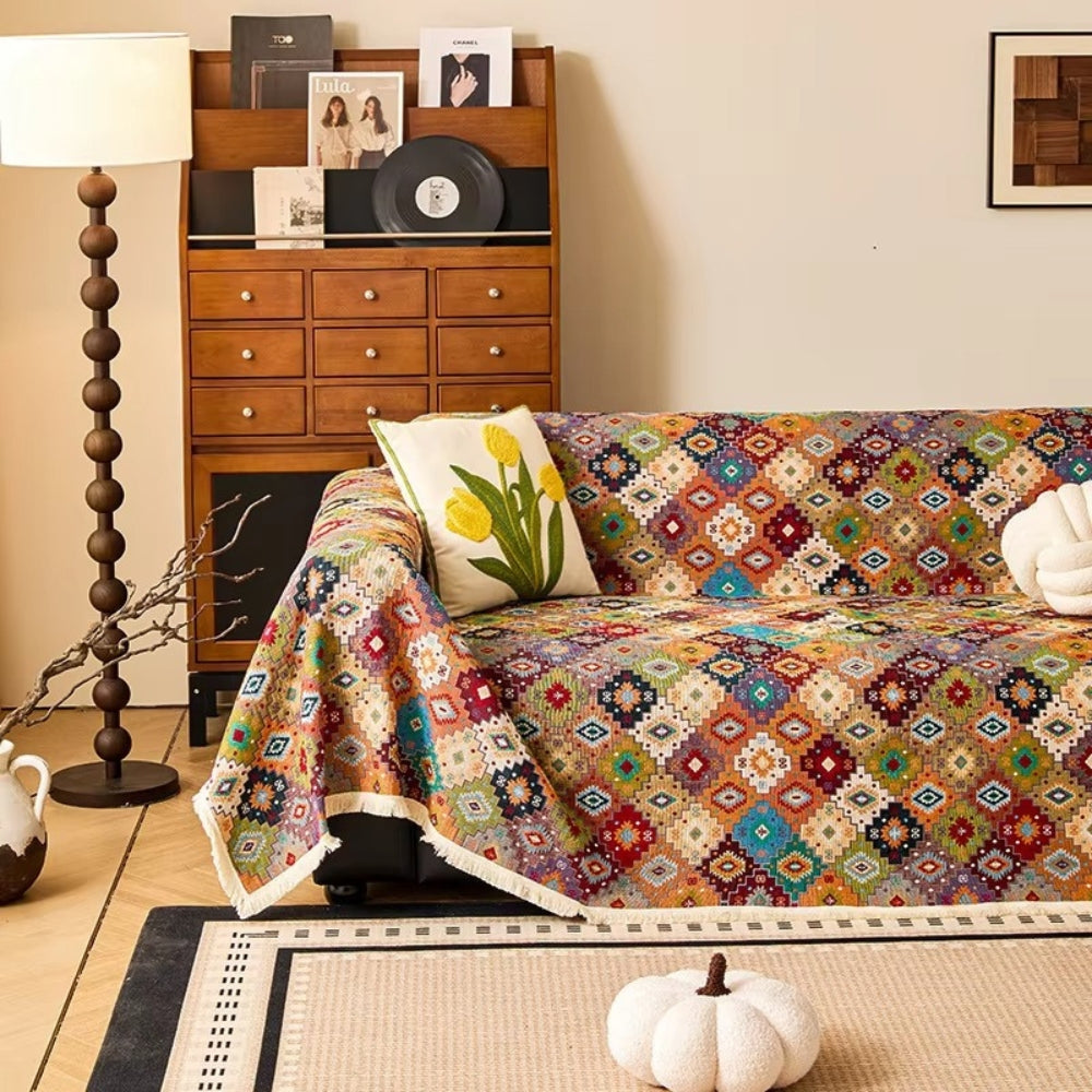Sofaüberwurf mit Kelim-Muster und Fransen