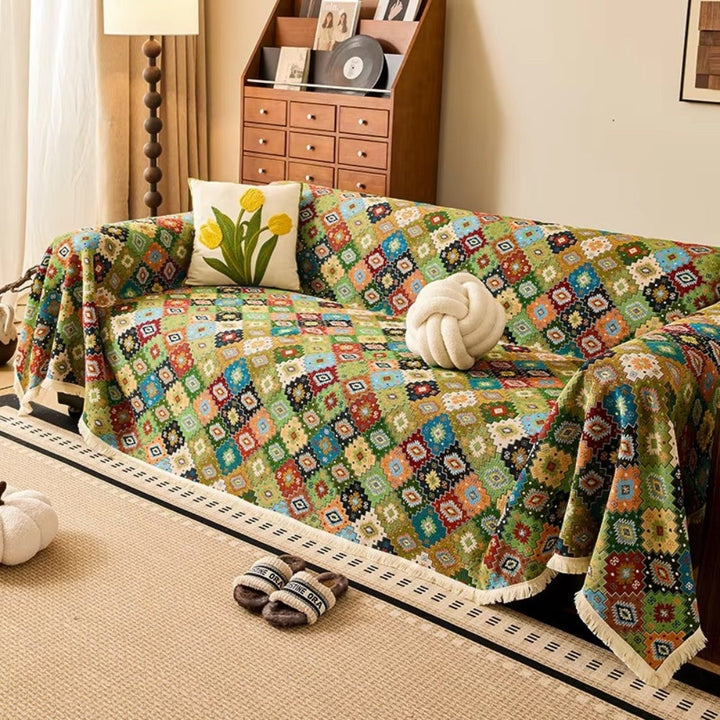 Sofaüberwurf mit Kelim-Muster und Fransen