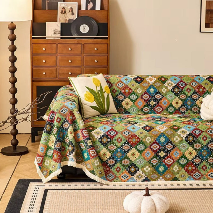 Sofaüberwurf mit Kelim-Muster und Fransen
