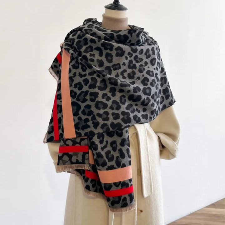 Stola aus Wollmischgewebe mit Muster