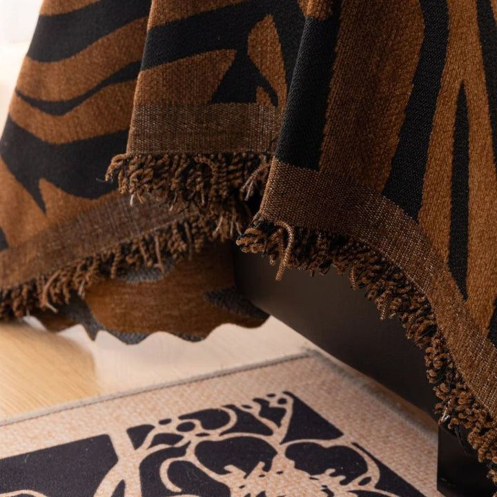 Chenille-Sofadecke mit Zebrageometrie