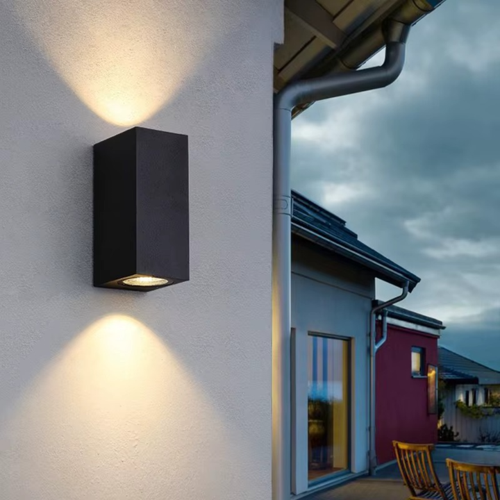 Lunovéa™ | LED Up-&amp;-Down-Wandleuchte