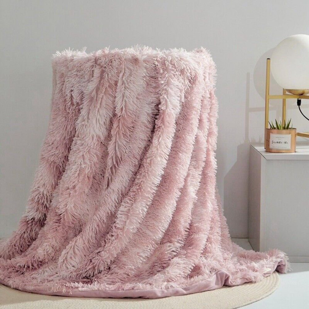 Kuscheldecke aus weichem Kunstfell