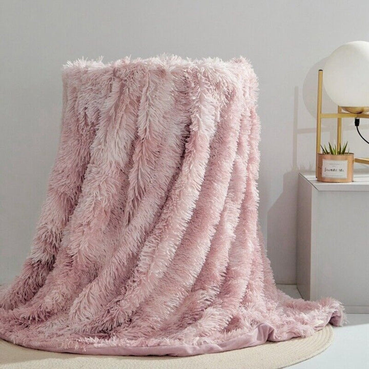 Kuscheldecke aus weichem Kunstfell