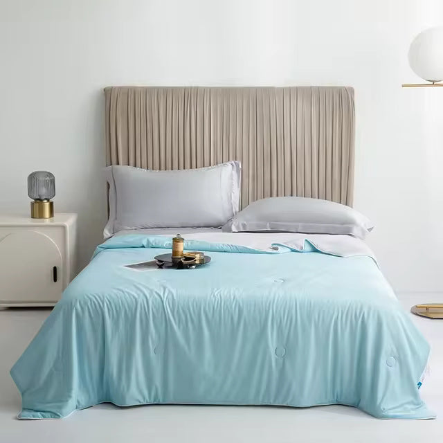 Kühlende Sommerdecke, leitet Feuchtigkeit ab