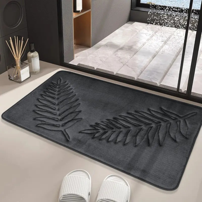 Set aus zwei Badteppichen mit Blattmuster