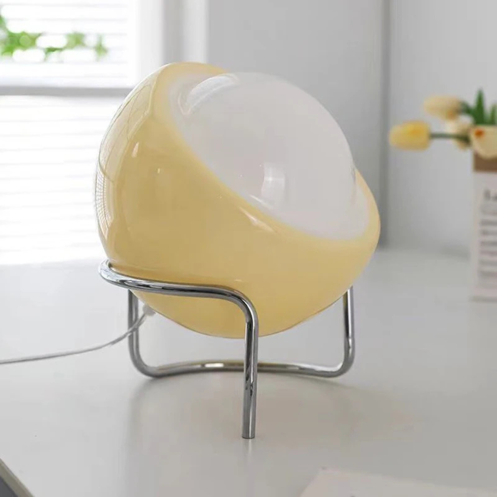 Bauhaus LED Tischlampe aus Glas – Retro Design Nachttischlampe für Schlafzimmer & Wohnzimmer, Nordic Design Tischleuchte