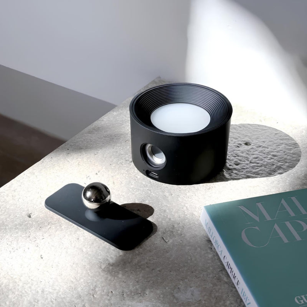 Kabellose LED Wandleuchte – Wiederaufladbar, Dimmbar, 360° Drehbar, Magnetische Wandlampe für Innenräume