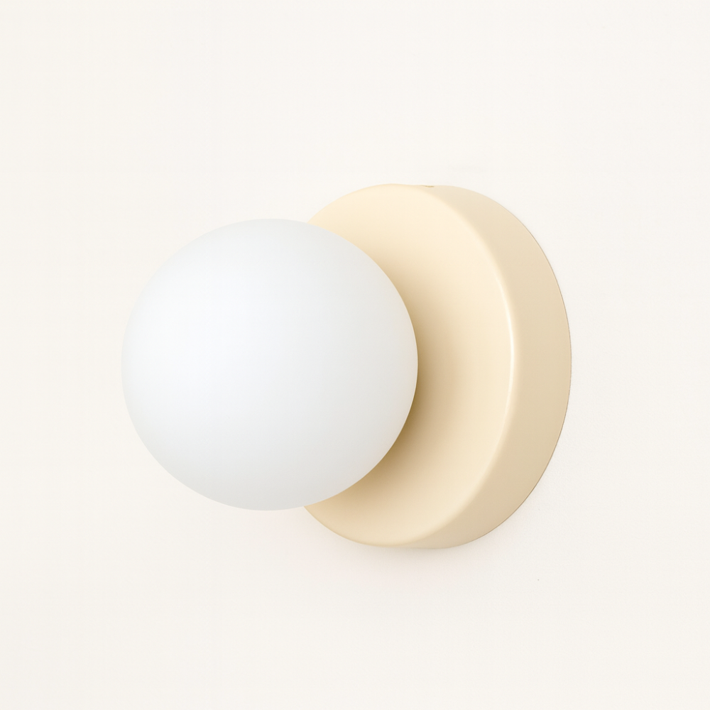 Minimalistische Skandinavische Wandlampe mit Glas-Abdeckung – Design Wandlicht für Wohnzimmer & Schlafzimmer, Warmes Licht & Einfache Montage